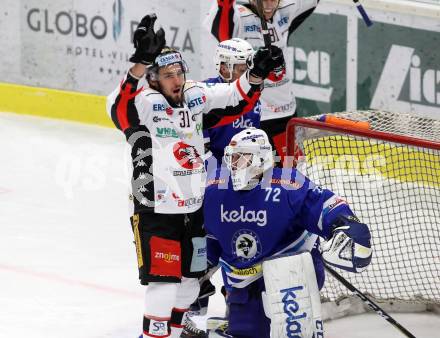 EBEL. Eishockey Bundesliga. EC VSV gegen HC Orli Znojmo. Lukas Herzog, (VSV), Torjubel, Jakub Stehlik  (Znojmo). Villach, am 10.12.2017.
Foto: Kuess 


---
pressefotos, pressefotografie, kuess, qs, qspictures, sport, bild, bilder, bilddatenbank
