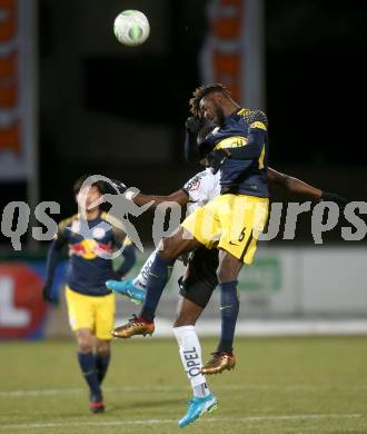 Fussball Tipico Bundesliga. RZ Pellets WAC gegen  FC Red Bull Salzburg.  Jerome Onguene  (Salzburg). Wolfsberg, am 10.12.2017.
Foto: Kuess

---
pressefotos, pressefotografie, kuess, qs, qspictures, sport, bild, bilder, bilddatenbank