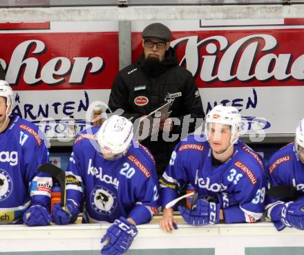 EBEL. Eishockey Bundesliga. EC VSV gegen HC Orli Znojmo. Trainer Markus Peintner, (VSV). Villach, am 10.12.2017.
Foto: Kuess 


---
pressefotos, pressefotografie, kuess, qs, qspictures, sport, bild, bilder, bilddatenbank