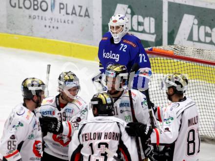 EBEL. Eishockey Bundesliga. EC VSV gegen HC Orli Znojmo. Lukas Herzog (VSV), Torjubel (Znojmo). Villach, am 10.12.2017.
Foto: Kuess 


---
pressefotos, pressefotografie, kuess, qs, qspictures, sport, bild, bilder, bilddatenbank