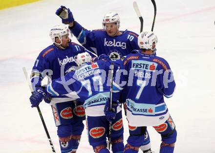 EBEL. Eishockey Bundesliga. EC VSV gegen HC Orli Znojmo. Torjubel (VSV). Villach, am 10.12.2017.
Foto: Kuess 


---
pressefotos, pressefotografie, kuess, qs, qspictures, sport, bild, bilder, bilddatenbank