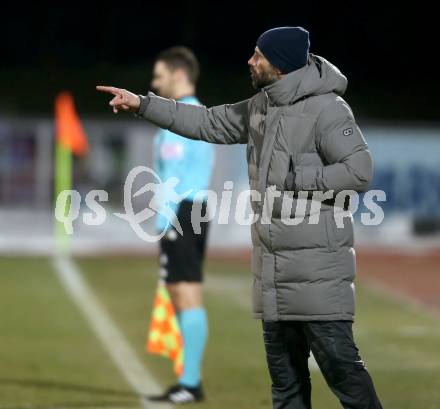 Fussball Tipico Bundesliga. RZ Pellets WAC gegen  FC Red Bull Salzburg. Trainer Marco Rose, (Salzburg). Wolfsberg, am 10.12.2017.
Foto: Kuess

---
pressefotos, pressefotografie, kuess, qs, qspictures, sport, bild, bilder, bilddatenbank