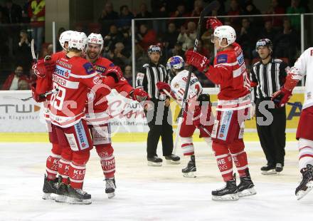 EBEL. Eishockey Bundesliga. KAC gegen 	EC Red Bull Salzburg. Torjubel Martin Schumnig, Marco Richter, Marco Brucker (KAC). Klagenfurt, am 15.12.2017.
Foto: Kuess

---
pressefotos, pressefotografie, kuess, qs, qspictures, sport, bild, bilder, bilddatenbank