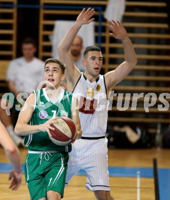 Basketball 2. Bundesliga. Grunddurchgang. 13. Runde. Woerthersee Piraten gegen KOS Celovec. Kushtrim Dvorani, (Piraten), Jan Razdevsek  (KOS). Klagenfurt, am 16.12.2017.
Foto: Kuess
---
pressefotos, pressefotografie, kuess, qs, qspictures, sport, bild, bilder, bilddatenbank