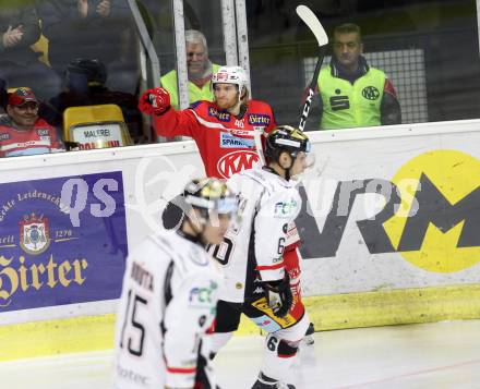 EBEL. Eishockey Bundesliga. KAC gegen  HC Orli Znojmo. Torjubel Johannes Bischofberger (KAC). Klagenfurt, am 17.12.2017.
Foto: Kuess

---
pressefotos, pressefotografie, kuess, qs, qspictures, sport, bild, bilder, bilddatenbank