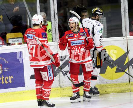 EBEL. Eishockey Bundesliga. KAC gegen  HC Orli Znojmo. Torjubel Johannes Bischofberger, Thomas Hundertpfund (KAC). Klagenfurt, am 17.12.2017.
Foto: Kuess

---
pressefotos, pressefotografie, kuess, qs, qspictures, sport, bild, bilder, bilddatenbank