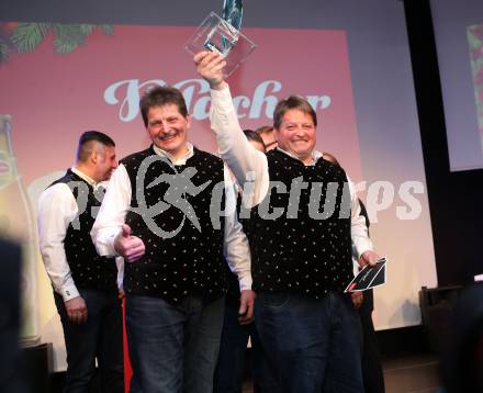 Sportgala. Nacht des Sports. Ehrung Sportler des Jahres.  Mannschaft des Jahres, EV Rottendorf Seiwald. Velden, 20.12.2017.
Foto: Kuess 
---
pressefotos, pressefotografie, kuess, qs, qspictures, sport, bild, bilder, bilddatenbank
