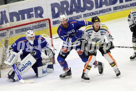 EBEL. Eishockey Bundesliga. EC VSV gegen Dornbirn Bulldogs. Lukas Herzog, Dave Shields, (VSV), Matthew Fraser  (Dornbirn). Villach, am 20.12.2017.
Foto: Kuess 


---
pressefotos, pressefotografie, kuess, qs, qspictures, sport, bild, bilder, bilddatenbank