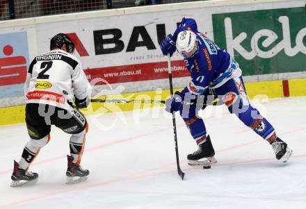 EBEL. Eishockey Bundesliga. EC VSV gegen Dornbirn Bulldogs. Ben Walter, (VSV), Olivier Magnan  (Dornbirn). Villach, am 20.12.2017.
Foto: Kuess 


---
pressefotos, pressefotografie, kuess, qs, qspictures, sport, bild, bilder, bilddatenbank