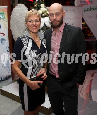 Sportgala. Nacht des Sports. Ehrung Sportler des Jahres.  Claudia Strobl, Daniel Mesotitsch. Velden, 20.12.2017.
Foto: Kuess 
---
pressefotos, pressefotografie, kuess, qs, qspictures, sport, bild, bilder, bilddatenbank