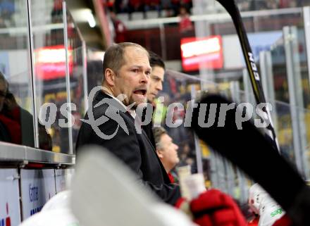 EBEL. Eishockey Bundesliga. KAC gegen  HC Orli Znojmo. Trainer Steve Walker (KAC). Klagenfurt, am 17.12.2017.
Foto: Kuess

---
pressefotos, pressefotografie, kuess, qs, qspictures, sport, bild, bilder, bilddatenbank