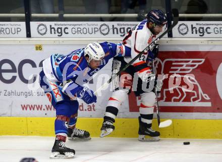 EBEL. Eishockey Bundesliga. EC VSV gegen KHL Medvescak Zagreb. Ben Walter, (VSV), Samson Mahbod (Zagreb). Villach, am 26.12.2017.
Foto: Kuess 


---
pressefotos, pressefotografie, kuess, qs, qspictures, sport, bild, bilder, bilddatenbank