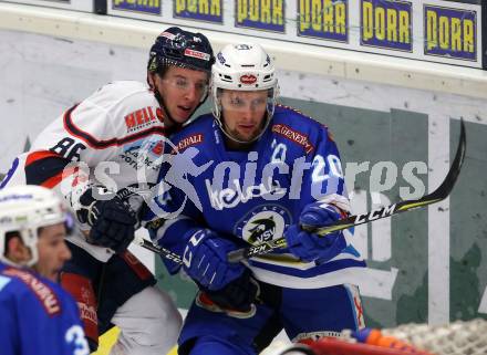 EBEL. Eishockey Bundesliga. EC VSV gegen KHL Medvescak Zagreb. Nico Brunner, (VSV), Tyler Morley  (Zagreb). Villach, am 26.12.2017.
Foto: Kuess 


---
pressefotos, pressefotografie, kuess, qs, qspictures, sport, bild, bilder, bilddatenbank