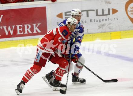 EBEL. Eishockey Bundesliga. KAC gegen VSV. Jullian Talbot, (KAC), Valentin Leiler  (VSV). Klagenfurt, am 28.12.2017.
Foto: Kuess

---
pressefotos, pressefotografie, kuess, qs, qspictures, sport, bild, bilder, bilddatenbank