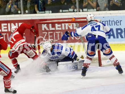 EBEL. Eishockey Bundesliga. KAC gegen VSV. Manuel Ganahl, (KAC),  Lukas Herzog (VSV). Klagenfurt, am 28.12.2017.
Foto: Kuess

---
pressefotos, pressefotografie, kuess, qs, qspictures, sport, bild, bilder, bilddatenbank