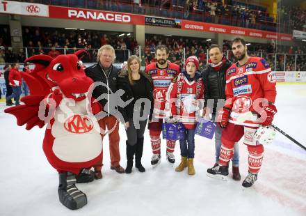 EBEL. Eishockey Bundesliga. KAC gegen VSV. Spieler des Abends, Thomas Koch, Martin Schumnig (KAC). Klagenfurt, am 28.12.2017.
Foto: Kuess

---
pressefotos, pressefotografie, kuess, qs, qspictures, sport, bild, bilder, bilddatenbank