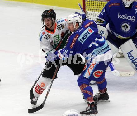 EBEL. Eishockey Bundesliga. EC VSV gegen Moser Medical Graz99ers. Felix Maxa,  (VSV), Ken Ograjensek (Graz). Villach, am 1.1.2018.
Foto: Kuess 


---
pressefotos, pressefotografie, kuess, qs, qspictures, sport, bild, bilder, bilddatenbank