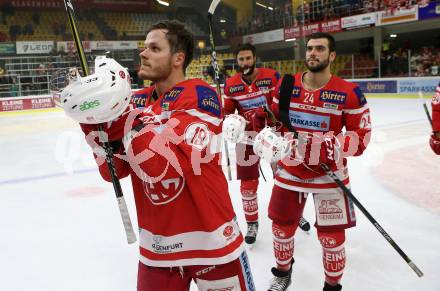 EBEL. Eishockey Bundesliga. KAC gegen KHL Medvescak Zagreb. Stefan Geier, Steven Strong, David Joseph Fischer (KAC). Klagenfurt, am 1.1.2018.
Foto: Kuess

---
pressefotos, pressefotografie, kuess, qs, qspictures, sport, bild, bilder, bilddatenbank