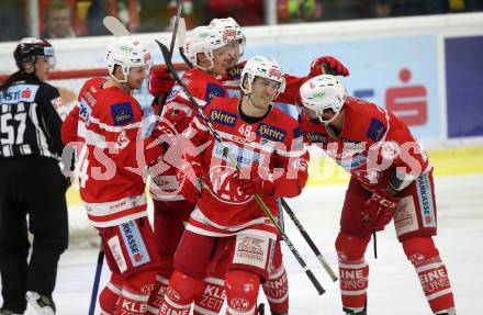 EBEL. Eishockey Bundesliga. KAC gegen KHL Medvescak Zagreb. Torjubel Jullian Talbot, Jamie Lundmark, Stefan Espeland, Marco Richter, David Joseph Fischer (KAC). Klagenfurt, am 1.1.2018.
Foto: Kuess

---
pressefotos, pressefotografie, kuess, qs, qspictures, sport, bild, bilder, bilddatenbank