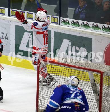 EBEL. Eishockey Bundesliga. EC VSV gegen KAC. Torjubel Thomas Koch (KAC). Villach, am 3.1.2018.
Foto: Kuess 


---
pressefotos, pressefotografie, kuess, qs, qspictures, sport, bild, bilder, bilddatenbank