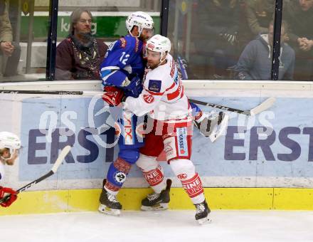 EBEL. Eishockey Bundesliga. EC VSV gegen KAC. Nikolas Petrik (VSV), Martin Schumnig (KAC). Villach, am 3.1.2018.
Foto: Kuess 


---
pressefotos, pressefotografie, kuess, qs, qspictures, sport, bild, bilder, bilddatenbank