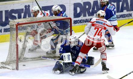 EBEL. Eishockey Bundesliga. EC VSV gegen KAC. Lukas Herzog (VSV), Jamie Lundmark (KAC). Villach, am 3.1.2018.
Foto: Kuess 


---
pressefotos, pressefotografie, kuess, qs, qspictures, sport, bild, bilder, bilddatenbank