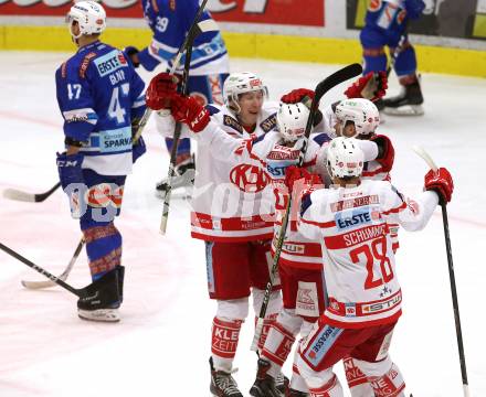 EBEL. Eishockey Bundesliga. EC VSV gegen KAC. Torjubel Patrick Harand, Philipp Kreuzer, Stefan Geier, Martin Schumnig (KAC). Villach, am 3.1.2018.
Foto: Kuess 


---
pressefotos, pressefotografie, kuess, qs, qspictures, sport, bild, bilder, bilddatenbank