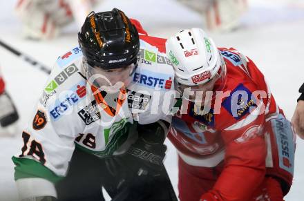 EBEL. Eishockey Bundesliga. KAC gegen 	Moser Medical Graz99ers. Jullian Talbot,  (KAC), Ken Ograjensek (Graz). Klagenfurt, am 5.1.2018.
Foto: Kuess

---
pressefotos, pressefotografie, kuess, qs, qspictures, sport, bild, bilder, bilddatenbank