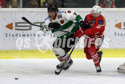 EBEL. Eishockey Bundesliga. KAC gegen 	Moser Medical Graz99ers. Marco Richter,  (KAC), Peter Robin Weihager (Graz). Klagenfurt, am 5.1.2018.
Foto: Kuess

---
pressefotos, pressefotografie, kuess, qs, qspictures, sport, bild, bilder, bilddatenbank