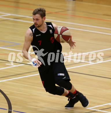 Basketball 2. Bundesliga. Grunddurchgang. 14. Runde. Villach Raiders gegen Mistelbach Mustangs. Laurenz Heindl  (Mistelbach Mustangs). Villach, am 7.1.2018.
Foto: Kuess

---
pressefotos, pressefotografie, kuess, qs, qspictures, sport, bild, bilder, bilddatenbank