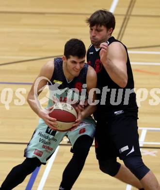 Basketball 2. Bundesliga. Grunddurchgang. 14. Runde. Villach Raiders gegen Mistelbach Mustangs. Marko Jurica, (Villach), Ondrej Dygryn  (Mistelbach Mustangs). Villach, am 7.1.2018.
Foto: Kuess

---
pressefotos, pressefotografie, kuess, qs, qspictures, sport, bild, bilder, bilddatenbank