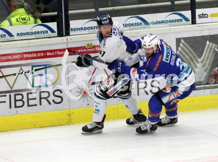 EBEL. Eishockey Bundesliga. EC VSV gegen EHC Liwest Black Wings Linz. Markus Schlacher,  (VSV), Mario Altmann (Linz). Villach, am 19.1.2018.
Foto: Kuess 


---
pressefotos, pressefotografie, kuess, qs, qspictures, sport, bild, bilder, bilddatenbank