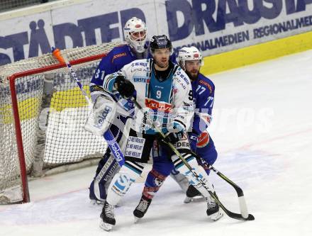 EBEL. Eishockey Bundesliga. EC VSV gegen EHC Liwest Black Wings Linz. David Kickert, Samuel Labreque, (VSV), Rick Schofield (Linz). Villach, am 19.1.2018.
Foto: Kuess 


---
pressefotos, pressefotografie, kuess, qs, qspictures, sport, bild, bilder, bilddatenbank
