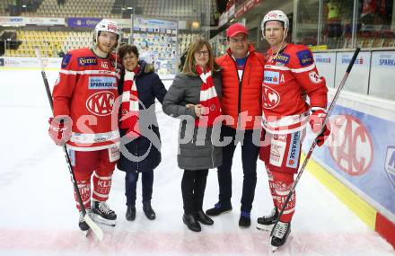 EBEL. Eishockey Bundesliga. KAC gegen 	EHC Liwest Black Wings Linz. Johannes Bischofberger, Jamie Lundmark (KAC). Klagenfurt, am 21.1.2018.
Foto: Kuess

---
pressefotos, pressefotografie, kuess, qs, qspictures, sport, bild, bilder, bilddatenbank