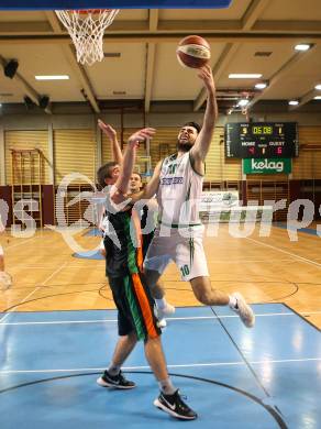 Basketball 2. Bundesliga. Grunddurchgang. 16. Runde. KOS Celovec gegen Basket Flames. Marin Sliskovic (KOS), Jakob Wonisch (Basket Flames). Klagenfurt, am 20.1.2018.
Foto: Kuess
---
pressefotos, pressefotografie, kuess, qs, qspictures, sport, bild, bilder, bilddatenbank