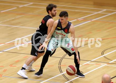 Basketball 2. Bundesliga. Grunddurchgang. 16. Runde. Villach Raiders gegen Mattersburg Rocks. Marko Jurica, (Villach),  Jan Nicoli  (Mattersburg Rocks). Villach, am 20.1.2018.
Foto: Kuess

---
pressefotos, pressefotografie, kuess, qs, qspictures, sport, bild, bilder, bilddatenbank