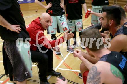 Basketball 2. Bundesliga. Grunddurchgang. 16. Runde. Villach Raiders gegen Mattersburg Rocks.  Trainer Rok Zupan (Villach). Villach, am 20.1.2018.
Foto: Kuess

---
pressefotos, pressefotografie, kuess, qs, qspictures, sport, bild, bilder, bilddatenbank