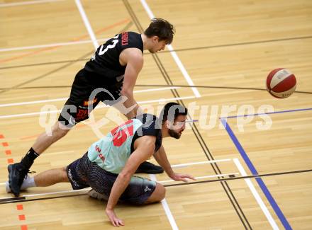 Basketball 2. Bundesliga. Grunddurchgang. 16. Runde. Villach Raiders gegen Mattersburg Rocks. Mensud Julevic, (Villach), Benjamin Bernleithner  (Mattersburg Rocks). Villach, am 20.1.2018.
Foto: Kuess

---
pressefotos, pressefotografie, kuess, qs, qspictures, sport, bild, bilder, bilddatenbank