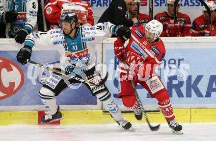 EBEL. Eishockey Bundesliga. KAC gegen 	EHC Liwest Black Wings Linz. Andrew Jacob Kozek, (KAC), Mario Altmann  (Linz). Klagenfurt, am 21.1.2018.
Foto: Kuess

---
pressefotos, pressefotografie, kuess, qs, qspictures, sport, bild, bilder, bilddatenbank