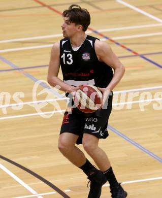 Basketball 2. Bundesliga. Grunddurchgang. 16. Runde. Villach Raiders gegen Mattersburg Rocks. Benjamin Bernleithner  (Mattersburg Rocks). Villach, am 20.1.2018.
Foto: Kuess

---
pressefotos, pressefotografie, kuess, qs, qspictures, sport, bild, bilder, bilddatenbank