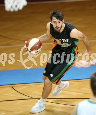 Basketball 2. Bundesliga. Grunddurchgang. 16. Runde. KOS Celovec gegen Basket Flames. Lorenz Haas (Basket Flames). Klagenfurt, am 20.1.2018.
Foto: Kuess
---
pressefotos, pressefotografie, kuess, qs, qspictures, sport, bild, bilder, bilddatenbank