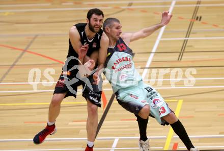 Basketball 2. Bundesliga. Grunddurchgang. 16. Runde. Villach Raiders gegen Mattersburg Rocks. Ales Primc,  (Villach), Tobias Winkler (Mattersburg Rocks). Villach, am 20.1.2018.
Foto: Kuess

---
pressefotos, pressefotografie, kuess, qs, qspictures, sport, bild, bilder, bilddatenbank