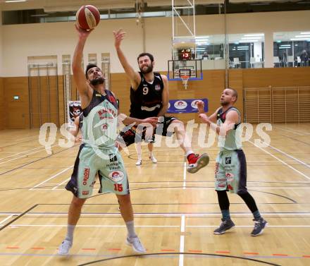 Basketball 2. Bundesliga. Grunddurchgang. 16. Runde. Villach Raiders gegen Mattersburg Rocks. Mensud Julevic, (Villach), Tobias Winkler  (Mattersburg Rocks). Villach, am 20.1.2018.
Foto: Kuess

---
pressefotos, pressefotografie, kuess, qs, qspictures, sport, bild, bilder, bilddatenbank