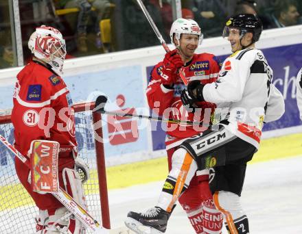 EBEL. Eishockey Bundesliga. KAC gegen 	Dornbirn Bulldogs. Jamie Lundmark, David Madlener,  (KAC), Olivier Magnan (Dornbirn). Klagenfurt, am 26.1.2018.
Foto: Kuess

---
pressefotos, pressefotografie, kuess, qs, qspictures, sport, bild, bilder, bilddatenbank