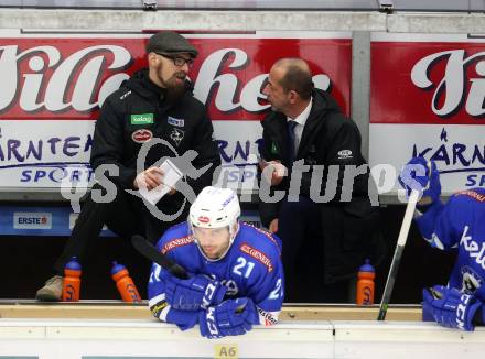 EBEL. Eishockey Bundesliga. EC VSV gegen Vienna Capitals. Trainer Markus Peintner, Co-Trainer Hans Winkler (VSV). Villach, am 26.1.2018.
Foto: Kuess 


---
pressefotos, pressefotografie, kuess, qs, qspictures, sport, bild, bilder, bilddatenbank