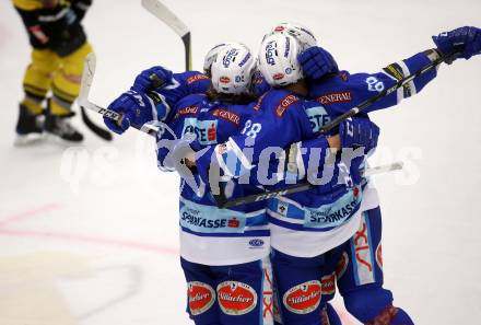 EBEL. Eishockey Bundesliga. EC VSV gegen Vienna Capitals. Torjubel Valentin Leiler, Miha Stebih, Felix Maxa (VSV). Villach, am 26.1.2018.
Foto: Kuess 


---
pressefotos, pressefotografie, kuess, qs, qspictures, sport, bild, bilder, bilddatenbank