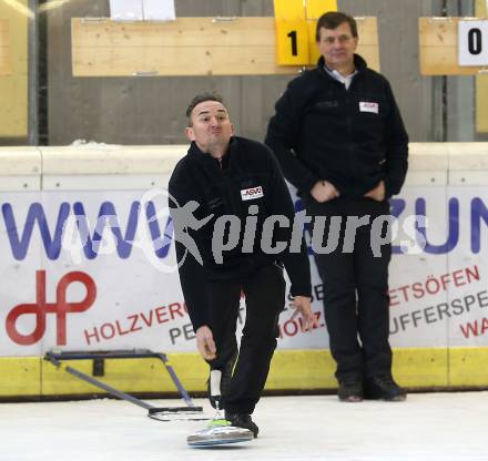Stocksport. Eisschiessen. Kaerntner Meisterschaften. Hartmut Weinberger (SPG St. Stefan/Lav.-Glantal Liebenfels/Lach 1). Klagenfurt, am 4.2.2018.
Foto: Kuess
---
pressefotos, pressefotografie, kuess, qs, qspictures, sport, bild, bilder, bilddatenbank