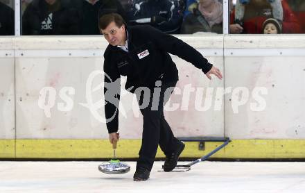 Stocksport. Eisschiessen. Kaerntner Meisterschaften. Wolfgang Suttnig (SPG St. Stefan/Lav.-Glantal Liebenfels/Lach 1). Klagenfurt, am 4.2.2018.
Foto: Kuess
---
pressefotos, pressefotografie, kuess, qs, qspictures, sport, bild, bilder, bilddatenbank