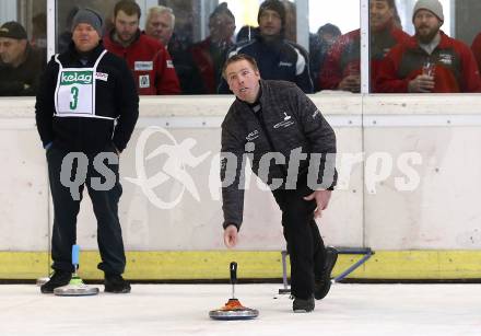 Stocksport. Eisschiessen. Kaerntner Meisterschaften. Andreas Schurian (EK Deurotherm Feldkirchen 1). Klagenfurt, am 4.2.2018.
Foto: Kuess
---
pressefotos, pressefotografie, kuess, qs, qspictures, sport, bild, bilder, bilddatenbank