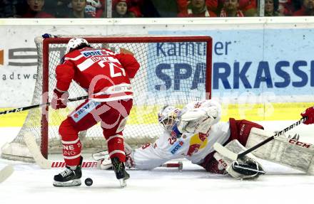 EBEL. Eishockey Bundesliga. KAC gegen 	Redbull Salzburg. Manuel Geier (KAC), Bernhard Starkbaum (Salzburg). Klagenfurt, am 4.2.2018.
Foto: Kuess

---
pressefotos, pressefotografie, kuess, qs, qspictures, sport, bild, bilder, bilddatenbank